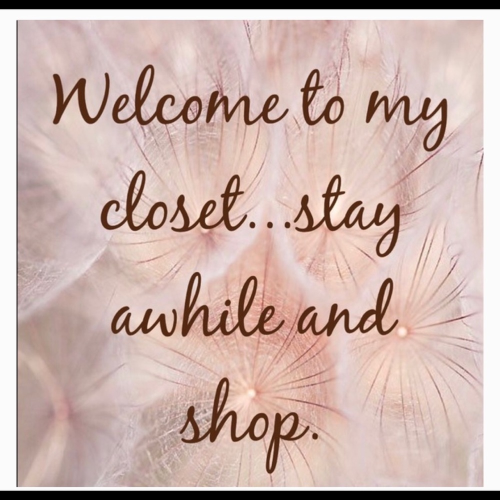 Meet your Posher, Claudia